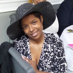 Meet your Posher, Demetra